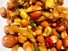 -平娃三宝烧烤·面食(南小街店)