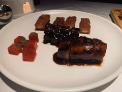 脆皮BB猪拼黑叉烧脆叉烧三拼-炳胜品味(海印总店)