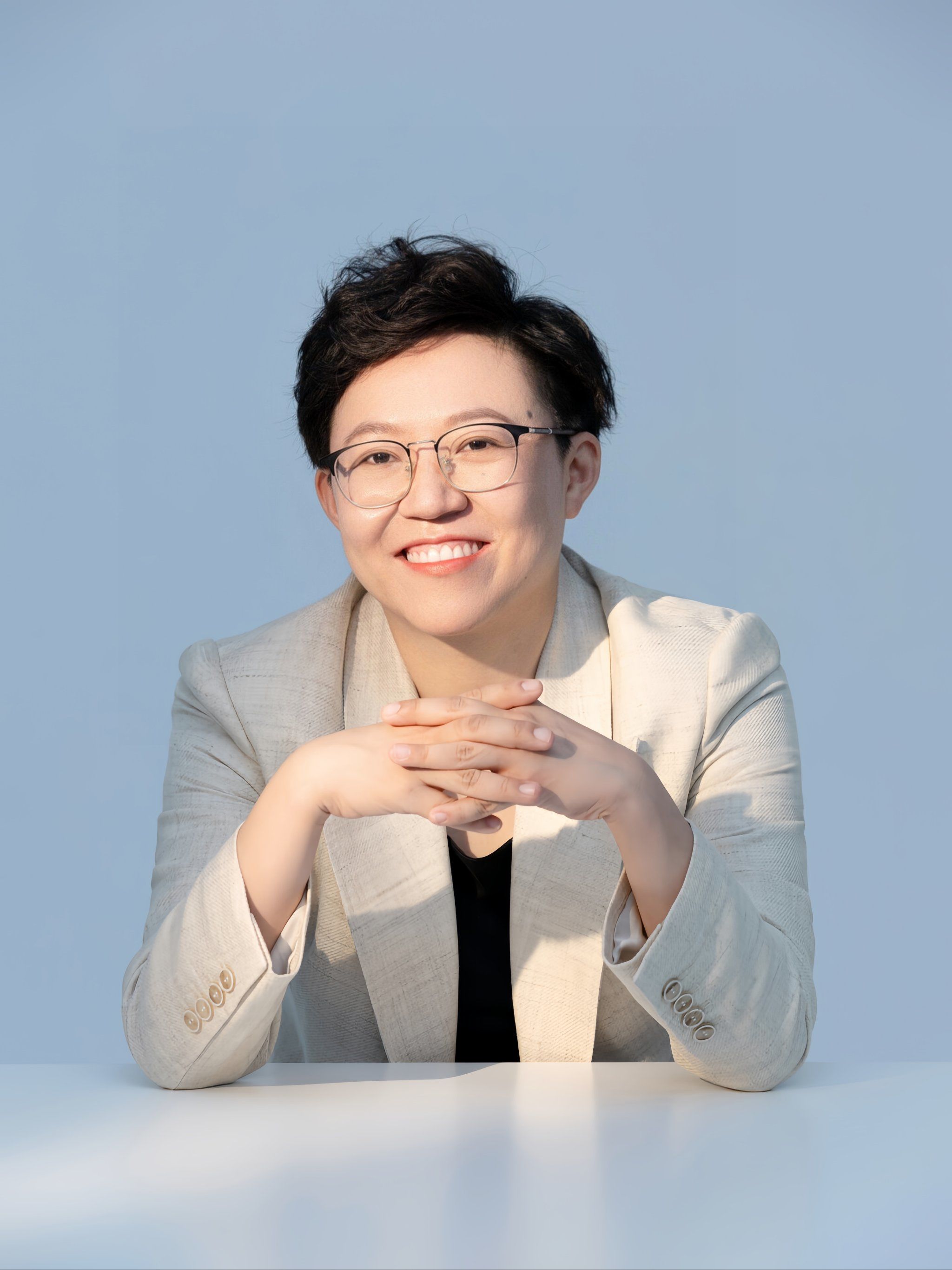 瓦房店职场形象照多人团体职业照 
#瓦房店海马体天真蓝同款形象照