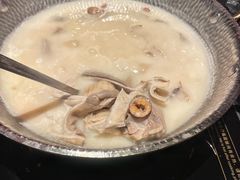 胡椒猪肚鸡·-捞王猪肚鸡火锅(财富中心店)