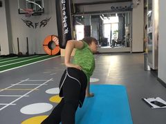 -Freedom Fitness私教健身俱乐部(徐虹北路店)