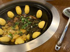 -万里闯关东铁锅炖菜馆(高新旗舰店)