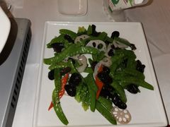 -天外天美食广场(哈尔滨路店)