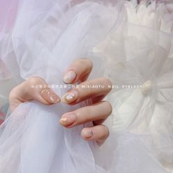 -米小兔美甲美睫