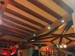 -月亮眼花园餐厅书吧酒吧