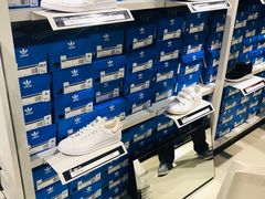 -阿迪达斯(八方汇精品优惠店)