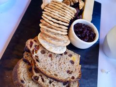 芝士拼盘-电车餐厅