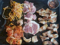 -Dombe豚(黑猪肉街店)