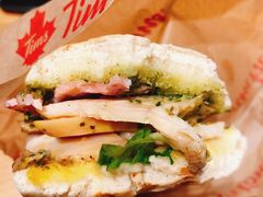 罗勒鸡肉恰巴塔-Tims天好咖啡(河西万象城店)