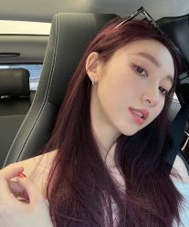 -BULB STUDIO 巴柏明星发型工作室