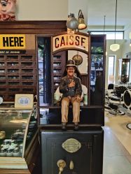 -IMUSE BARBER SHOP