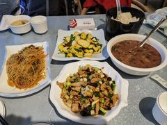-宣威年猪饭·二十年云南家常菜·特色小炒肉(金碧店)