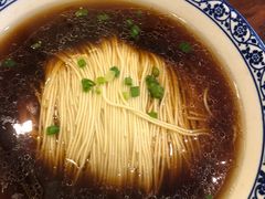 红汤面底-同得兴面馆.苏式面.三虾面(园区店)