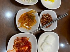 -贵宾庄炸酱面·韩式料理(高区店)