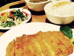 -越弥越南传统美食馆