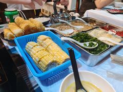 -鲜入围煮花胶鸡海鲜火锅