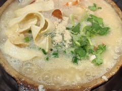 -皮蛋弟砂锅店(总店)