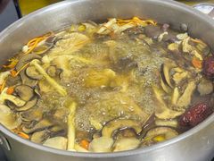 -菌极鲜野生菌火锅店(阳明祠店)