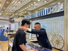 -王府井百货熙地港店