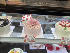 -花花卷卷·鲜食蛋糕(静安久光百货店)