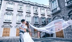 欧美时尚-巴黎婚纱摄影工作室