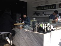 -UNI UNI(环亚凯瑟琳店)