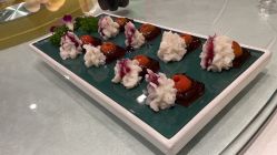 -鑫淼餐饮娱乐中心(江东街店)