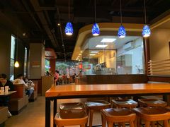 大堂-The Habit Burger Grill 哈比特汉堡(复兴soho店)