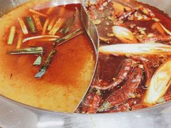 -黔哆哆地摊酸汤火锅(清湖店)