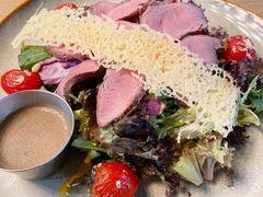 慢煮澳洲牛肉沙拉-HELLO 27 意面·沙拉·帕尼尼