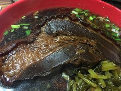-小龙大肉面馆