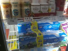 -光明致优优鲜客(西凌家宅店)