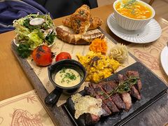 -Mark&Mars Restaurant