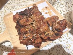 -小董哥烤串·爆汁大油边(故宫店)