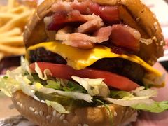 -The Habit Burger Grill 哈比特汉堡(复兴soho店)