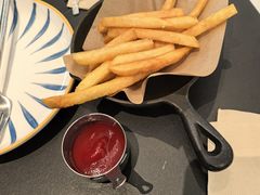 -必胜客(砂之船中东奥莱店)