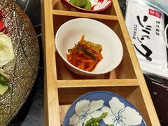 -山川小町·极番烧肉(新地假日广场店)