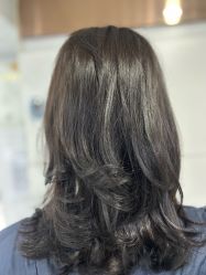 -镁连社·美联社