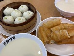 -弄堂咪道-饭香·面香·馄饨香(汇锦广场店)