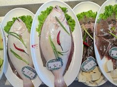 -小红鲸·海鲜餐厅(轸大路店)