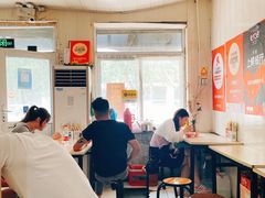 大堂-咱家王新国把子肉(县东巷店)