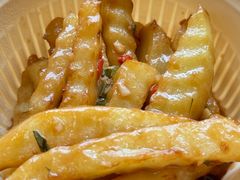 -粉八·云南米线·建水烧烤(常熟路店)