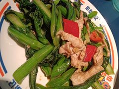 肉片炒菜心-伯友茶记(中华广场店)