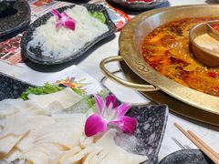 -哥老官重庆美蛙鱼头(松江地中海十八哥店)