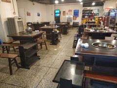 大堂-邓莽子老火锅(中兴路总店)