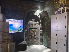 -暴风岛沉浸式体验馆(百联世纪店)