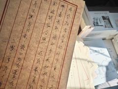 -荒岛书店(黄县路店)