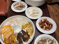 -云采云南菜(中山北路店)