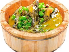 养生木桶黄骨鱼-申鲜大师·简餐(科技生态园店)