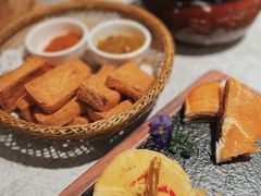 云南特色鲜花饼-滇色蒸汽石锅鱼(京华城店)